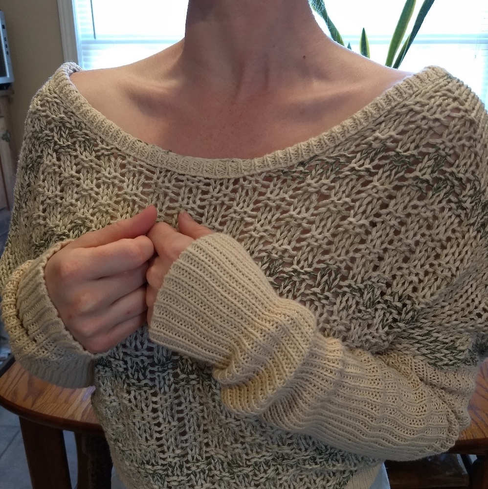 Free People V-Backed Slouch Knit Sweater. - Picture 2 of 8